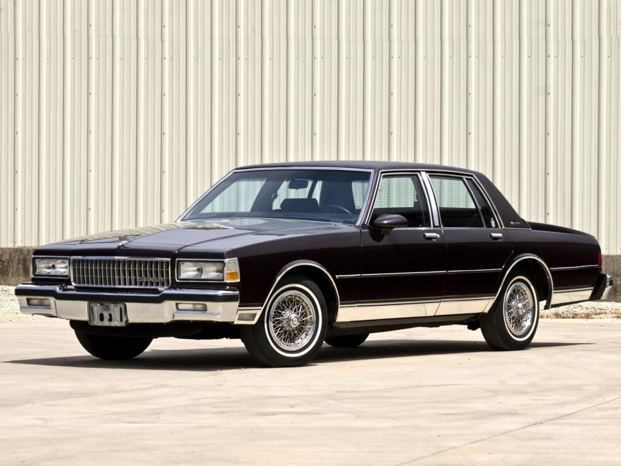  Chevrolet Caprice Classic Brougham 1987 года  (фото 5 из 6)